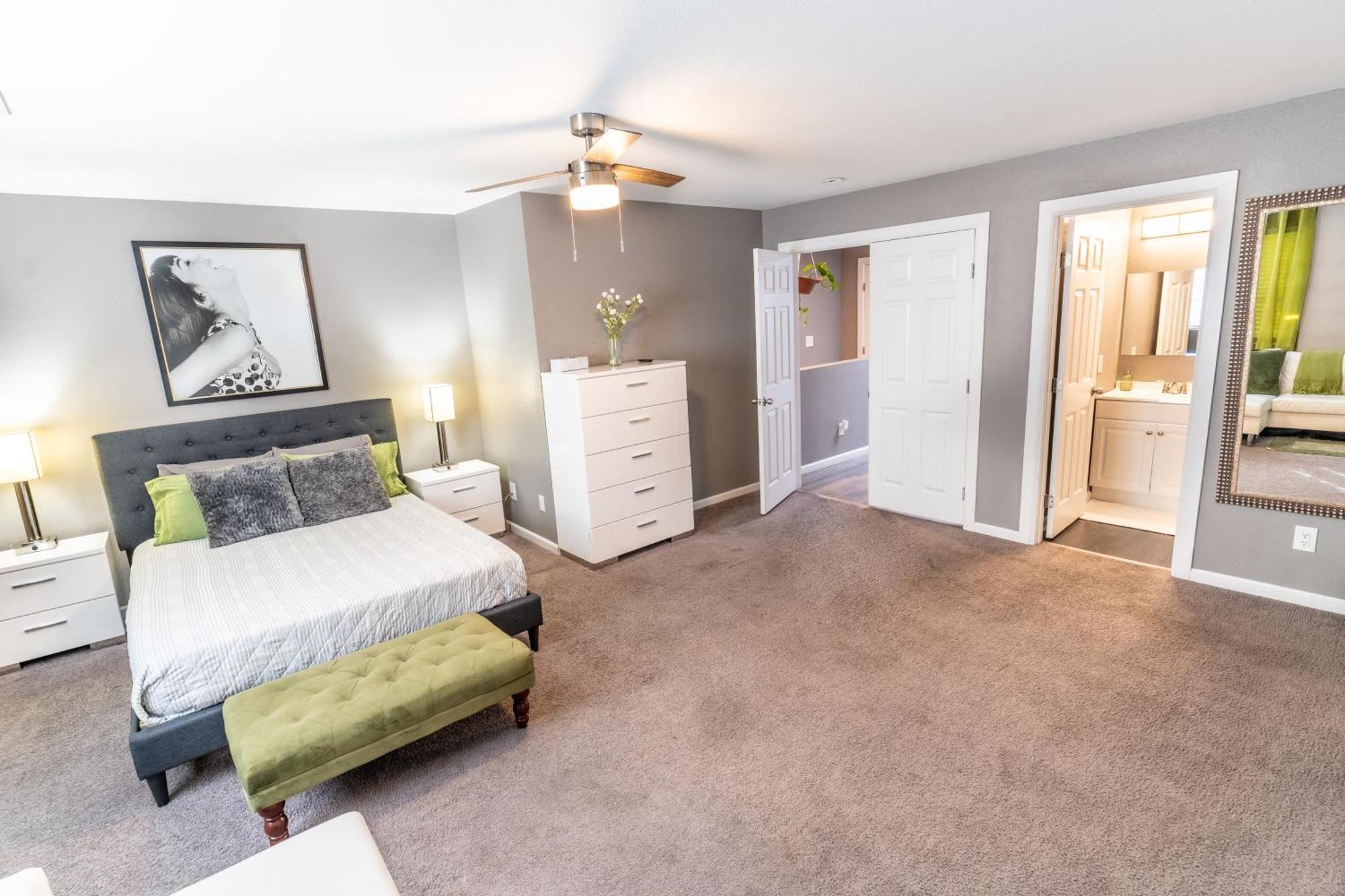 Spacious 2-Bedroom Townhouse With Pool & Private Patio In Central Las Vegas Buitenkant foto